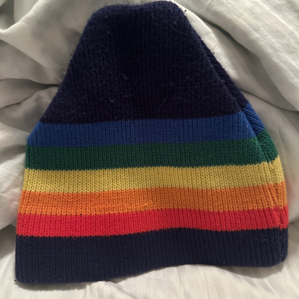 Vintage 80s Rainbow Striped Knit Beanie Ski Toque Wool Cap Hippie Pride Pom Hat - Picture 1 of 8